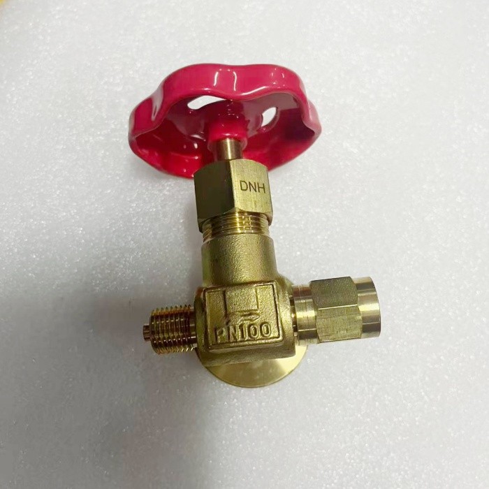 PN 100 Control Pressure Gauge factory