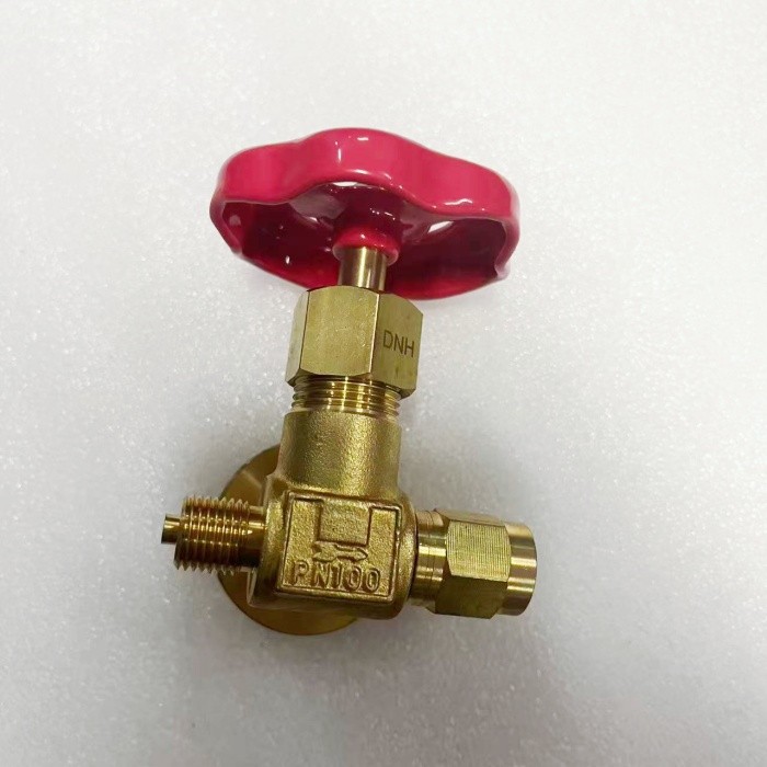 PN 100 Control Pressure Gauge manufacturers